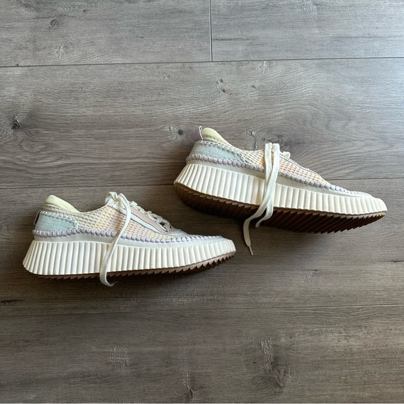 EUC Dolce Vita Dolen Crochet pastel sneaker - size 10 - Picture 3 of 10